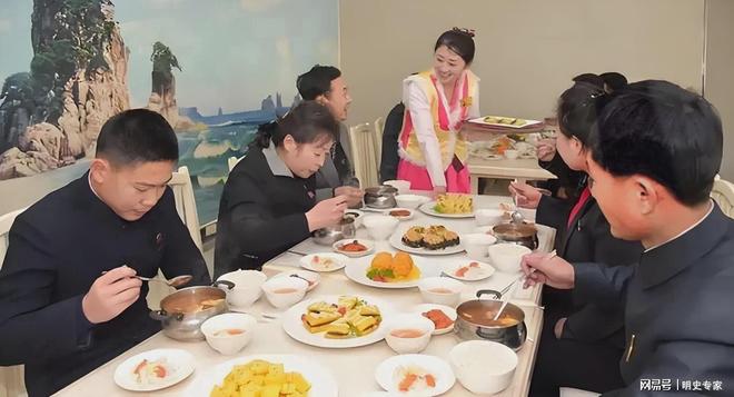 顿都吃啥：玉米饭、泡菜、大酱汤作为我们邻居普通朝鲜人一天三